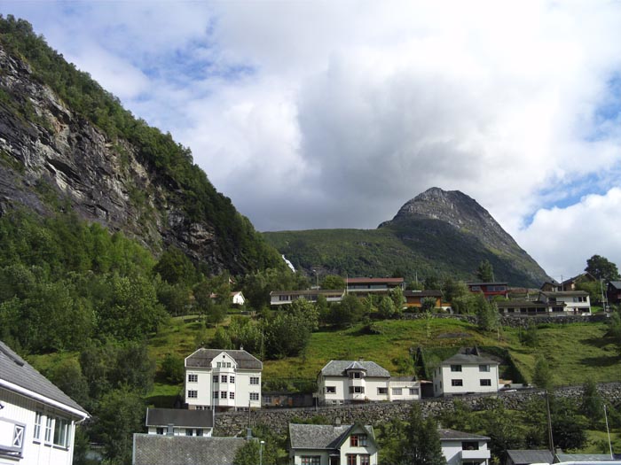 casas-ciudad-geiranger